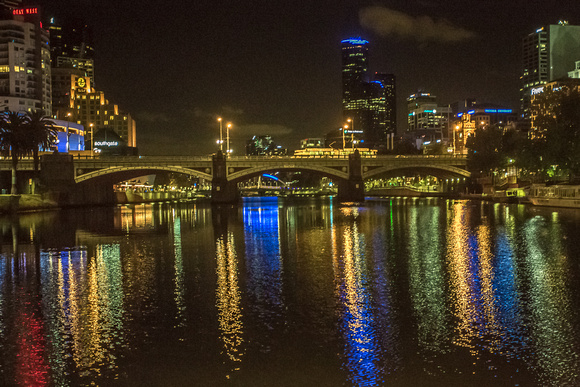 62-melbourne-at-night
